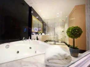 Kingwood Boutique Hotel - Image 4