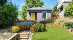 Fremont Bungalow with Backyard View Seattle - Image 5