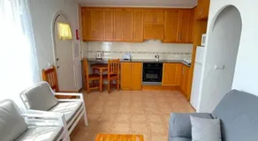 Bonito apartamento con terrazas y aparcamiento. - Image 2