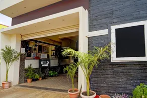 SS Tourist Home - Image 4