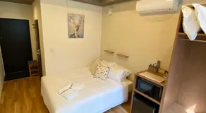Kainoa Guesthouse - Image 2