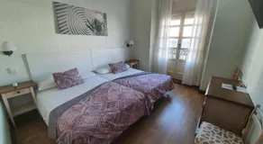 Hostal Riesco - Image 2