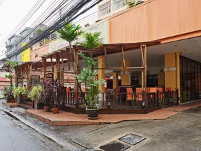 Eastiny Plaza hotel - Image 3