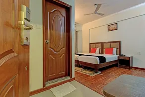 SPOT ON 75643 Golden Guest House - Image 2