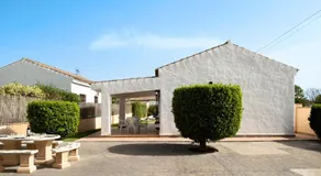 Villa Perez Zara 3 avec Piscine, Terrasse plein air & Wi-Fi - Image 4