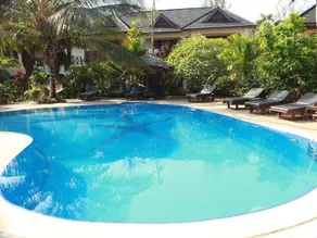 Langi Langi Beach Bungalows - Image 4