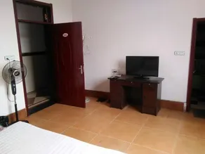 Yixin Hotel - Image 4
