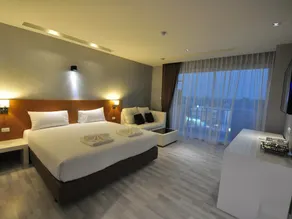 Tanzeno Hotel - Image 2