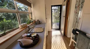 Garden Rest - Image 4