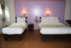 3 bed Family Suite with kitchen - Image 5