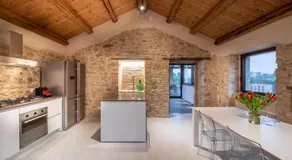Borgo Baccile by Vini Fantini - Image 3