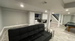 Private 4 Bedroom Home with a hot tub - Image 2
