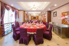 Xinyuan Hot Spring Hotel - Image 4