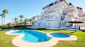 Casa di vacanze magnifica e accogliente  con piscina comunale a Denia, sulla Costa Blanca, in Spagna per 6 persone - Image 3