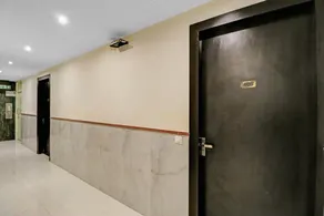 Townhouse F Suites Near Delhi Airport - Image 3