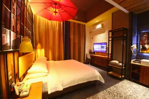 Yijia Loft Theme Hotel (Pingdingshan Railway Station Branch) - Image 2
