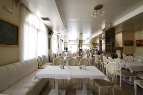 Nirikos Hotel - Image 2