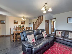 Cottage in Cambrian Mountains near Dyfi Biosphere - Image 2