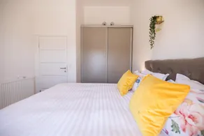 Zara Home - Three Bedroom Apartment with Sea View - Image 2