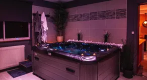 La Suite Privée - Maison Privative Spa & Sauna - Image 2