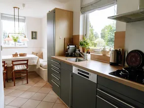 Nice holiday home on the water in Grou - Image 3