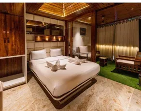 Krishna's Wood Villas - Image 2