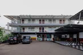 LaPonca Residence Pondok Cabe Syariah Mitra RedDoorz - Image 3
