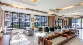 The President Hotel at Chokchai 4 - Image 2