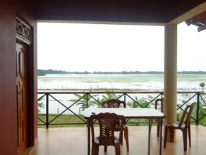 Lake View Cottage - Image 5