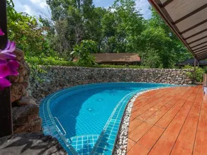 WHITE TEA HOTEL - Image 3