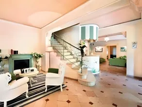 Hotel Mignon - Image 4