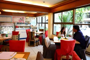 Thumrin Hotel - Image 4