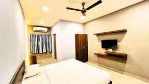 Hotel Kutch Palace - Image 2