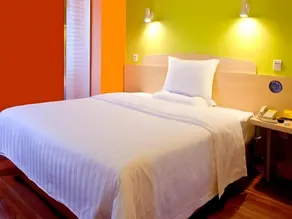 7Days Inn Qintai Square - Image 5