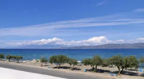 Beachfront Absolute Bliss in Perigiali, Korinthia - Image 5