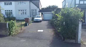 Extra large double room in a shared house in a leafy suburban road London Zone 4 - Image 5