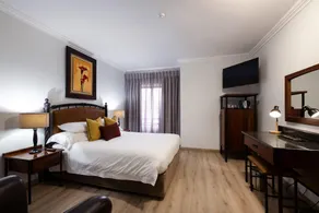 Basdenwood Hotel - Image 2