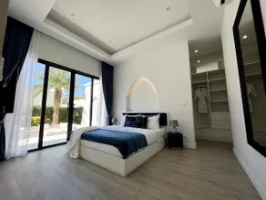 Luxury Villa with Maid - Image 2