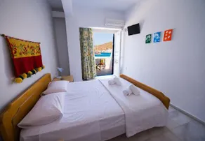 Katapola Vekris apartments - Image 2