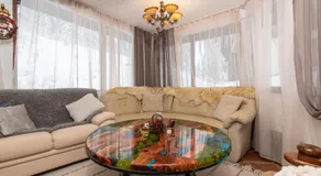 The Golden Nest - 3 Bedroom Family Mountain Apartment - Image 2