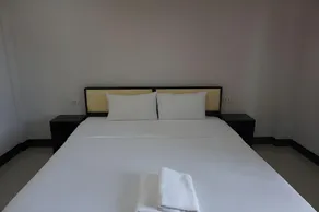 MT Place - Image 3
