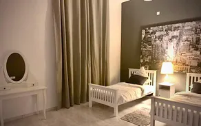 Cozy 5 bedroom villa - Image 3