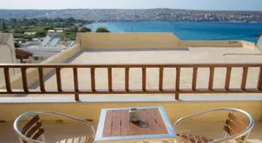 Bay View Apartments - Image 5