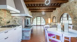 Villa Le Polle di Meletro - Exclusive Tuscan Villa with Private Pool & Panoramic Glass Sauna - Image 2