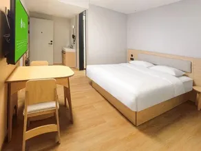 Hi Inn Haikou Qilou Old Street - Image 2