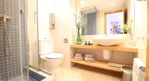 A&A Brothers -Boutique Suites Apartments- - Image 2