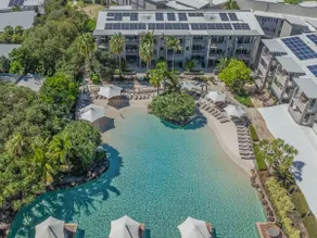 2-Bedroom Dual Key Apt in Luxury Resort - Image 4