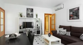 Click&Flat Fira Castelao - Image 2