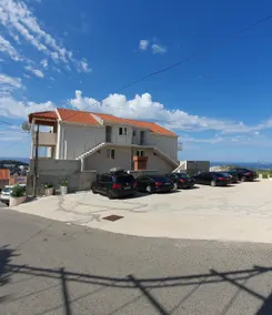 Apartments Villa Dadić - Image 5