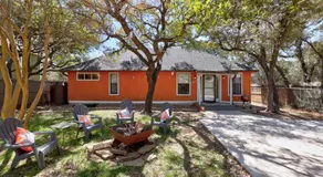 Lake Travis Retreat with Spacious Outdoor Areas - Image 5